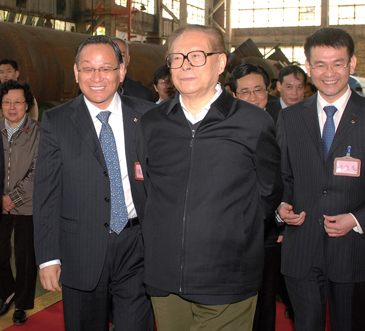 On 26 April 2009, Jiang Zemin came to inspect the city.